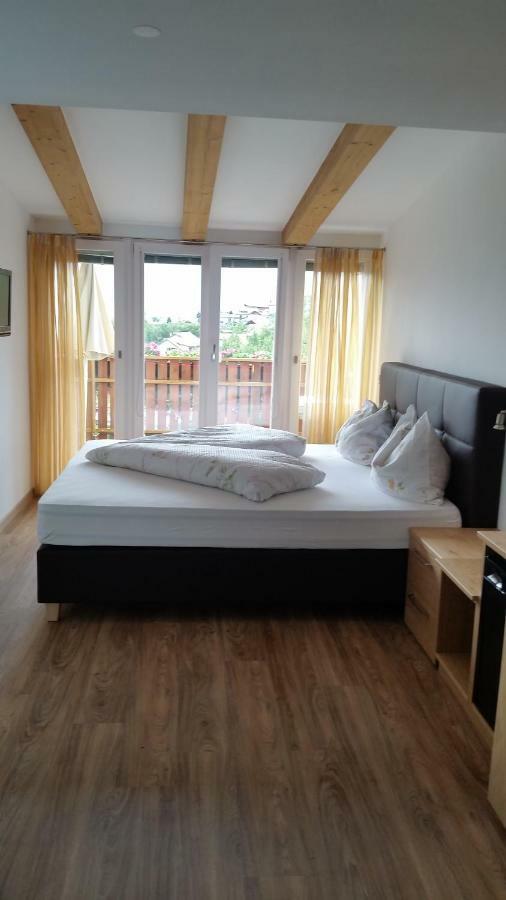 Pension Weinberg Riffian Exterior foto